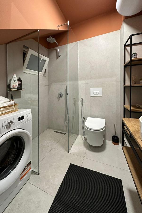 Studio In Тирана Экстерьер фото