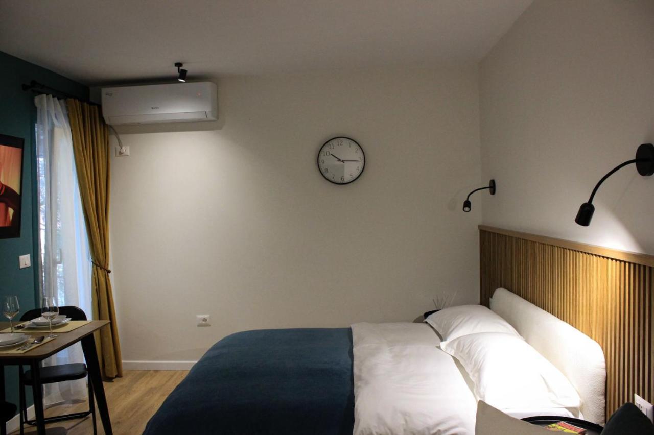 Studio In Тирана Экстерьер фото