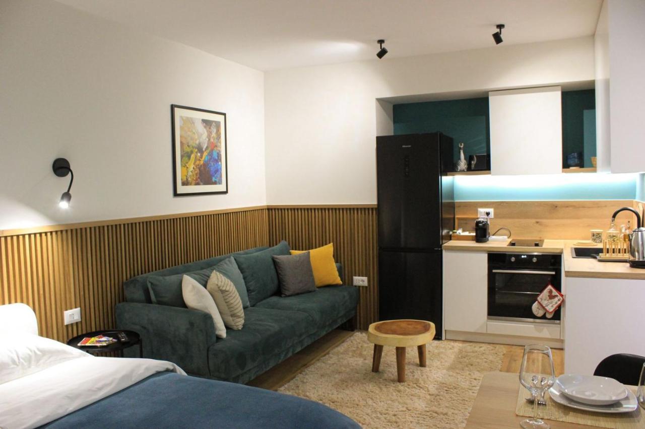 Studio In Тирана Экстерьер фото